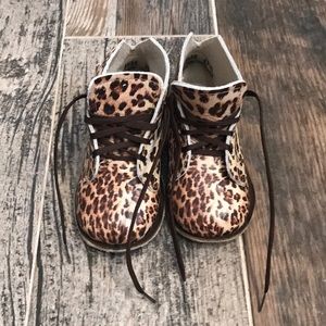 Toddlers leopards shoes